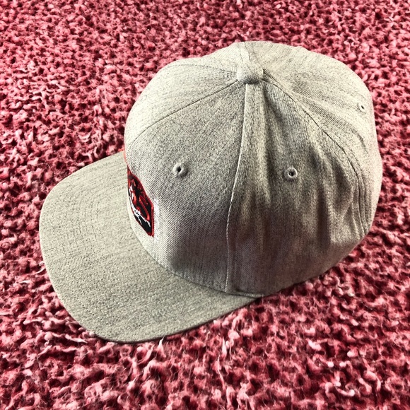 Men’s Anacapa 805 Flexfit Hat - Picture 6 of 7
